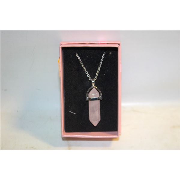 ROSE QUARTZ PENDANT NECKLACE