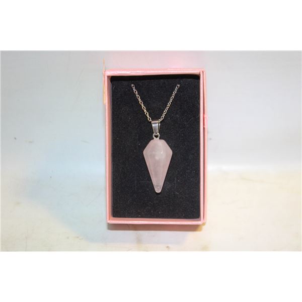 ROSE QUARTZ PENDANT NECKLACE