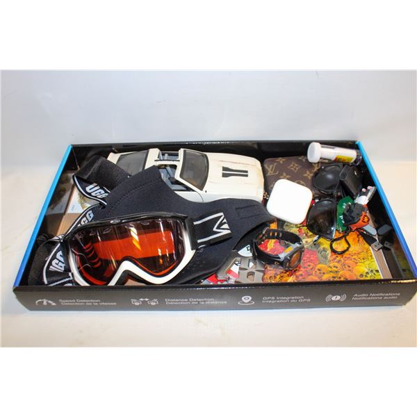 FLAT CONTAINS VARIETY ITEMS & ACCESSORIES