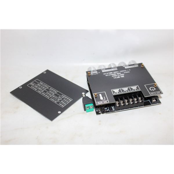 SMALL 2.1 CHANNEL AMPLIFIER NEW