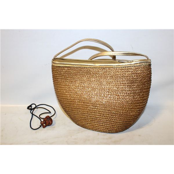 VINTAGE WOVEN STRAW SHOULDER BAG WITH CARVED