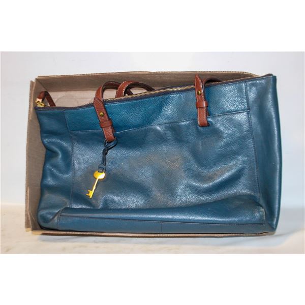 FOSSIL BLUE PURSE, SOME WEAR ON HANDLES &