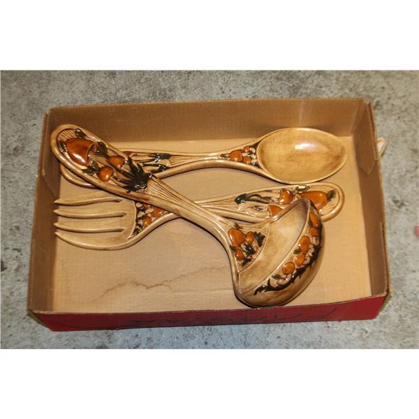 ARNELS MCM MUSHROOM WALL HANGING SET 17INCH