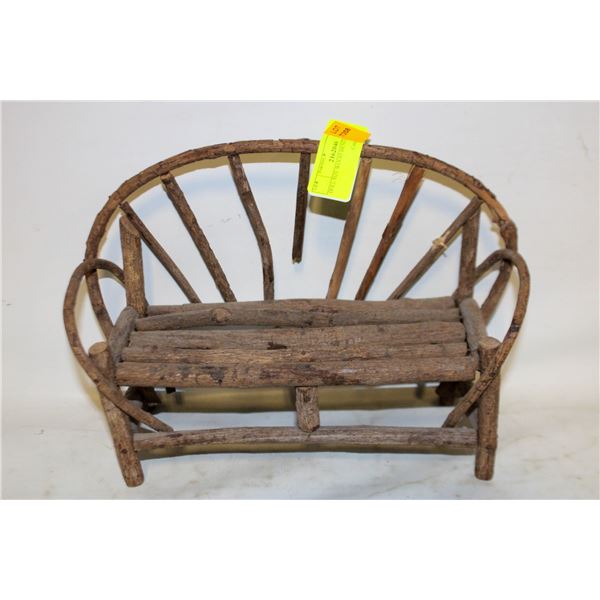 DOLL SIZE WOOD BENCH