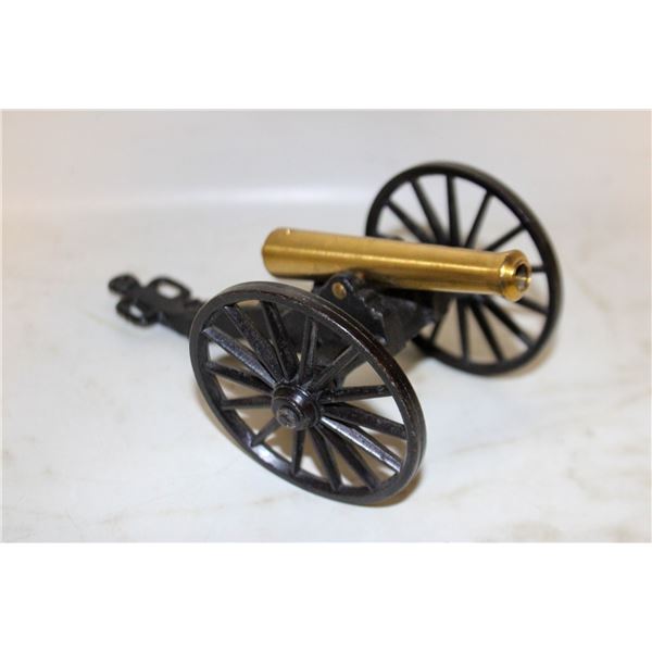 CAST IRON & BRASS FORT LARAMIE CANON