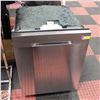 Image 1 : SAMSUNG 24" STAINLESS STEEL DISHWASHER W RACKS