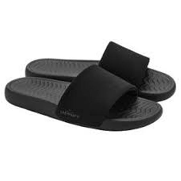 NEW LAZYPANT WOMENS SLIDES SIZE 7