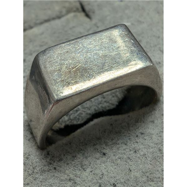 SILVER (7.2G) ESTATE RING SIZE 11