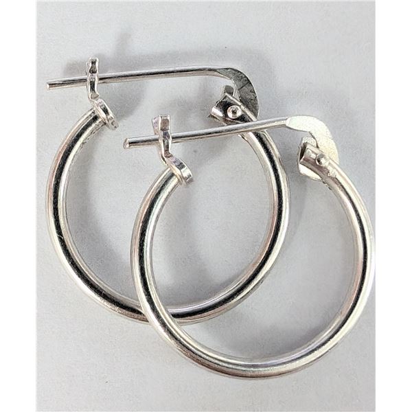 SILVER SMALL HOOP EARRINGS