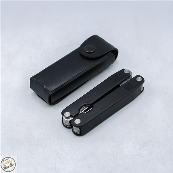 VINTAGE MULTI-TOOL IN CASE