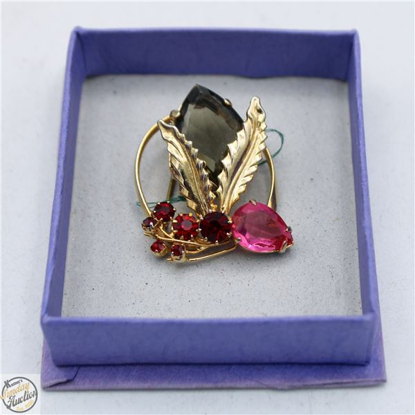 VINTAGE RHINESTONE FLORAL MOTIF BROOCH