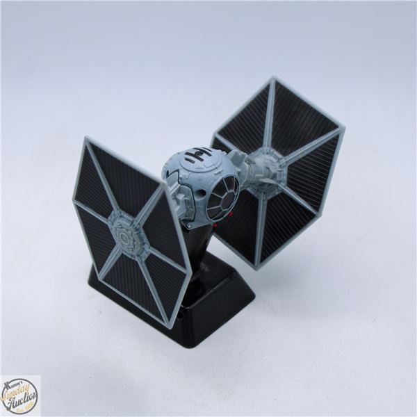 STAR WARS SHIP MODEL