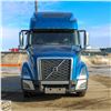 Image 2 : REPO: 2023 VOLVO VNL 860
