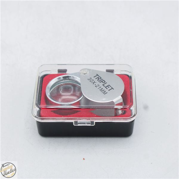 #3871-JEWELLERS LOUPE TRIPLET 30 X 21 MM