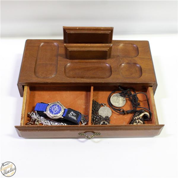 ESTATE JEWELRY BOX AND CONTENTS