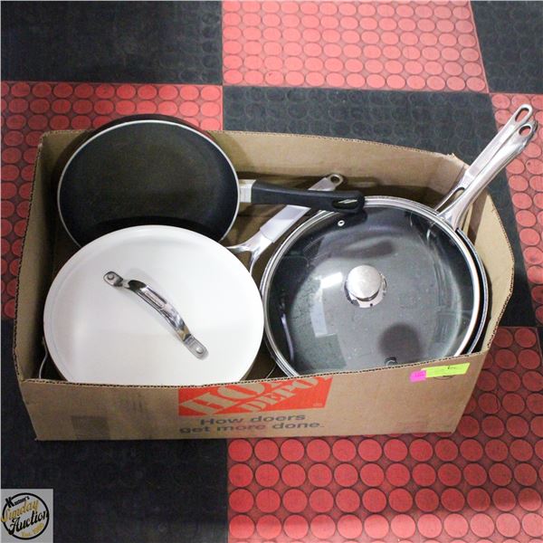 BOX WITH 4 PANS INCL. TRAMONTINA DEEP PAN,
