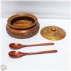 Image 1 : ESTATE HANDCARVED WOODEN LIDDED BOWL