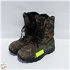 Image 1 : SIZE 11 MOSSY OAK THINSULATE CAMO BOOTS