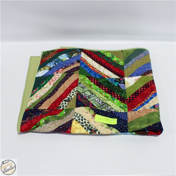 ESTATE PATCHWORK QUILT TABLECLOTH-ESTATE