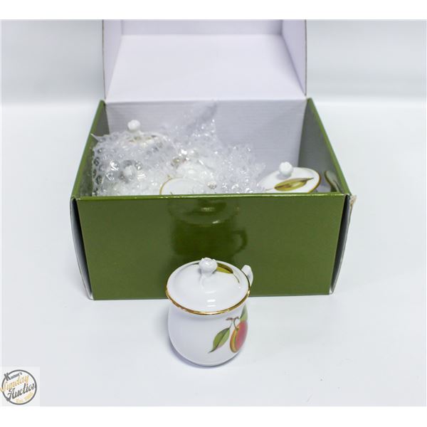 ROYAL WORCESTERSHIRE EVESHAM POTS DE CRÈME