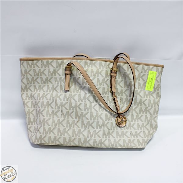 UNAUTHENTICATED MICHAEL KORS PURSE WITH