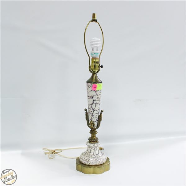 VINTAGE LAMP