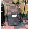 Image 1 : COLLAPSIBLE WIRE PET KENNEL FOR MED TO LARGE DOGS