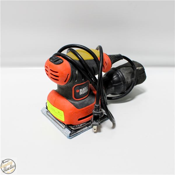 BLACK & DECKER CORDED SANDER
