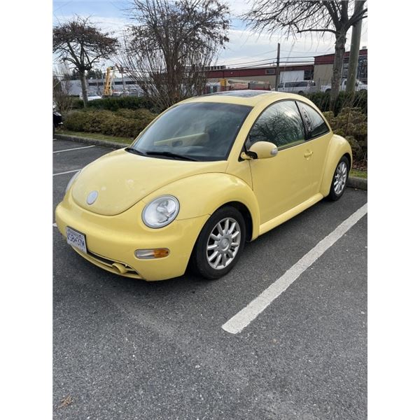 2004 VOLKSWAGEN BEETLE, 151,XXX MILES, YELLOW, 2L GAS ENGINE, AUTOMATIC, 2 KEYS AND FOB, RUNNING AND