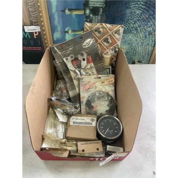 ASSORTED HARLEY DAVIDSON AND BARRETT MOTORCYCLE PARTS