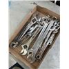 Image 3 : TRAY OF ADJUSTABLE WRENCHES
