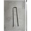 Image 3 : CASE OF METAL SPIKES, 6 INCH
