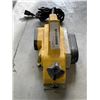 Image 2 : DEWALT ELECTRIC PLANER