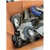 Image 4 : TOTE OF HEAVY DUTY CASTORS
