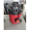 Image 3 : 5 GALLON SHOP VAC AND PRESTIGE ELECTRIC HEATER