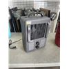 Image 4 : 5 GALLON SHOP VAC AND PRESTIGE ELECTRIC HEATER