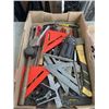 Image 4 : 2 TRAYS OF ASSORTED SHOP TOOLS, HAND TOOLS AND SQUARES, ETC