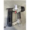 Image 2 : 3 AIR NAILERS