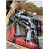 Image 2 : TRAY OF ASSORTED AIR TOOLS