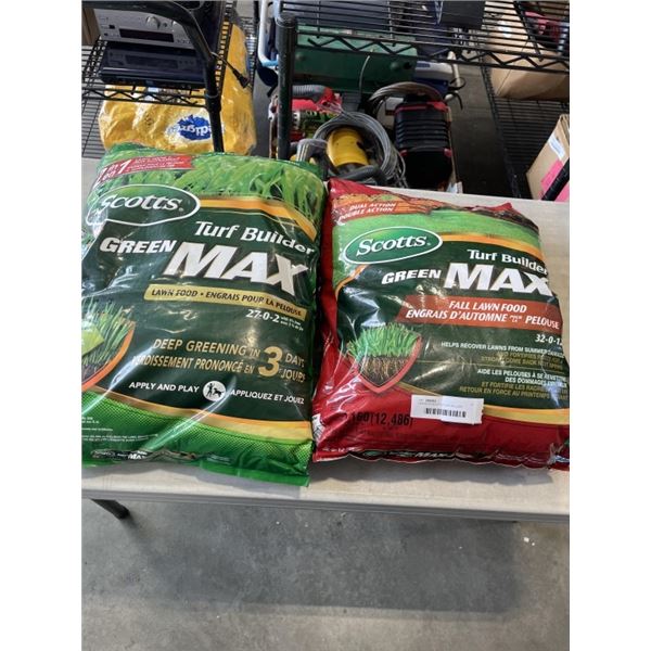 2 BAGS OF SCOTTS TURF BUILDER