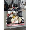 Image 1 : TRAY OF ASSORTED SHOP FLUIDS