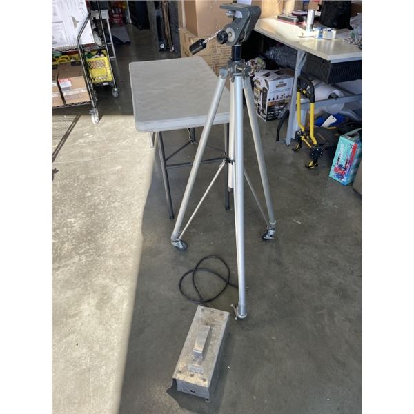 POWER BOX AND TRIPOD STAND