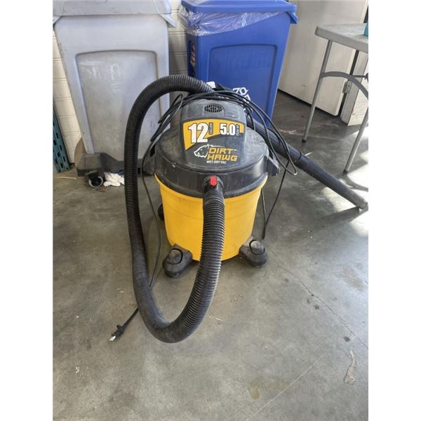 12 GALLON 5.0 PEAK HP SHOP VAC - WORKING