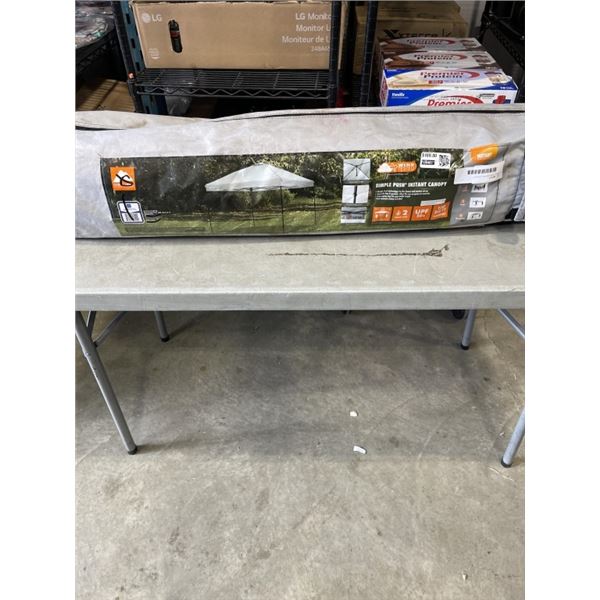 SIMPLE PUSH INSTANT CANOPY