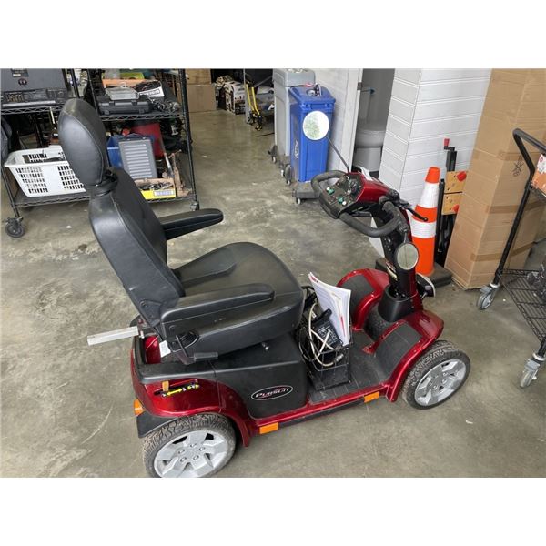 PRIDE PURSUIT ELECTRIC MOBILITY CHAIR, WITH MANUAL WITH CHARGER