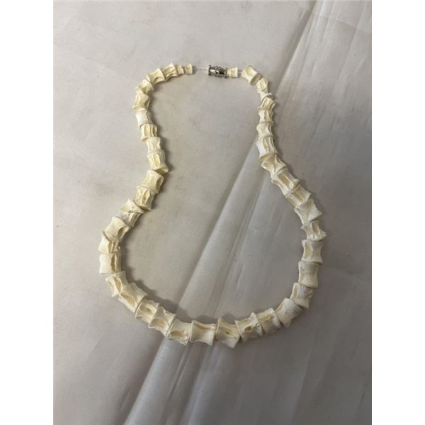 VERTEBRAE BONE BEADS NECKLACE GRADUTED 15" LENGTH CHOKER