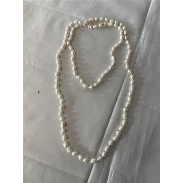 DOUBLE LENGTH AND KNOTTED CULTURED FRESHWATER PEARLS NECKLACE 24" LENGTH