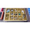 Image 2 : 6 DINNER RINGS AND 13 BROOCHES