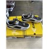 Image 2 : 2 NEW PAIRS OF EASTON DIAMOND LO WFII SIZE 8 BASEBALL CLEATS BLACK / WHITE