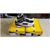 Image 1 : 2 NEW PAIRS OF EASTON DIAMOND LO WFII SIZE 7 BASEBALL CLEATS BLACK / WHITE